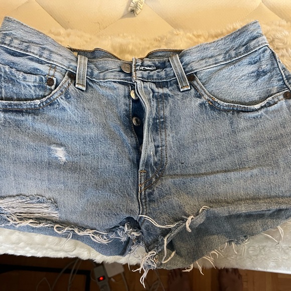 Levi denim shorts - Picture 1 of 2